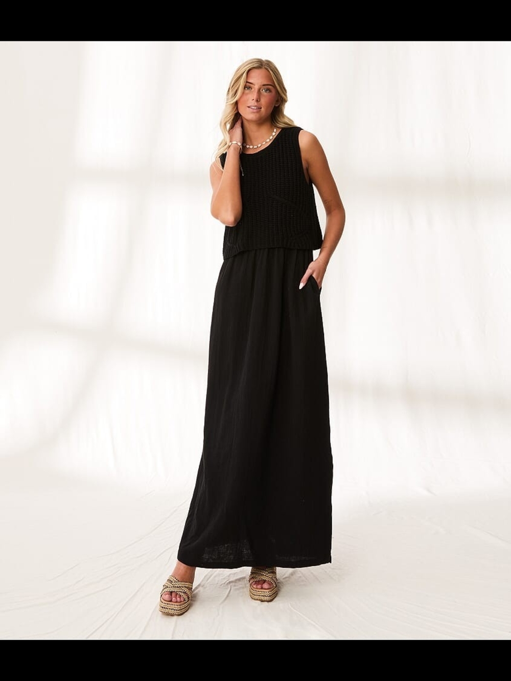 BKE Black Sleeveless Knit Maxi Dress Resort Wear Large